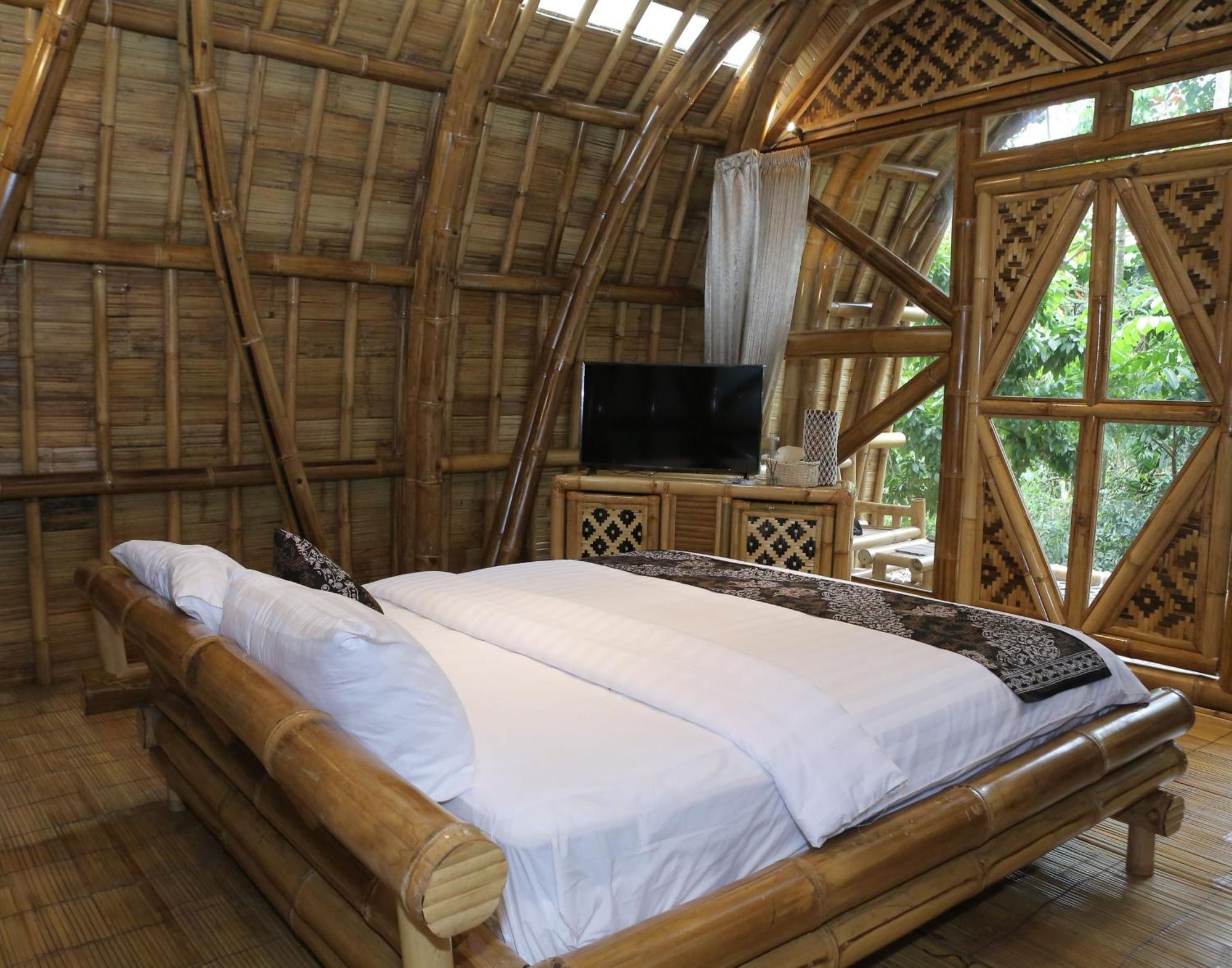 The Osing Bamboo Resort - A Liberta Collection Баньюванги Экстерьер фото