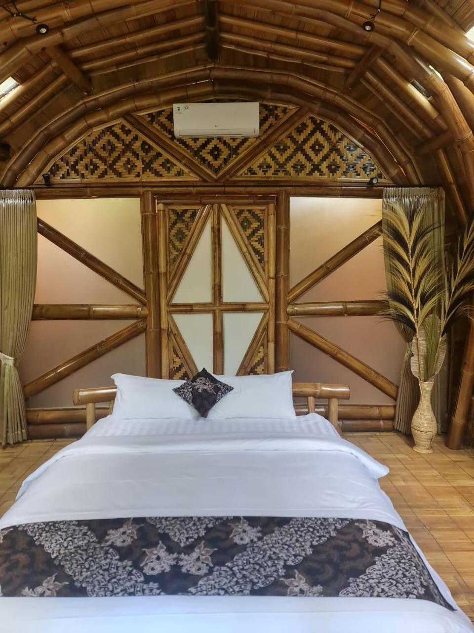 The Osing Bamboo Resort - A Liberta Collection Баньюванги Экстерьер фото