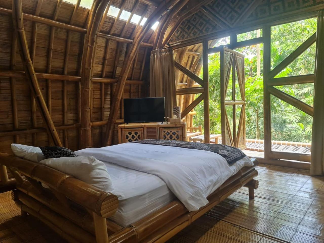 The Osing Bamboo Resort - A Liberta Collection Баньюванги Экстерьер фото