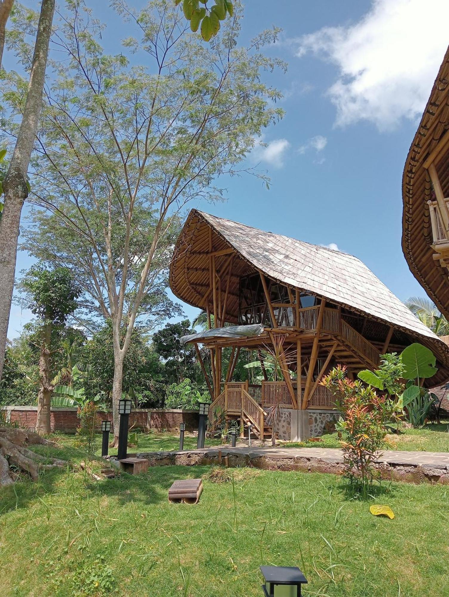 The Osing Bamboo Resort - A Liberta Collection Баньюванги Экстерьер фото